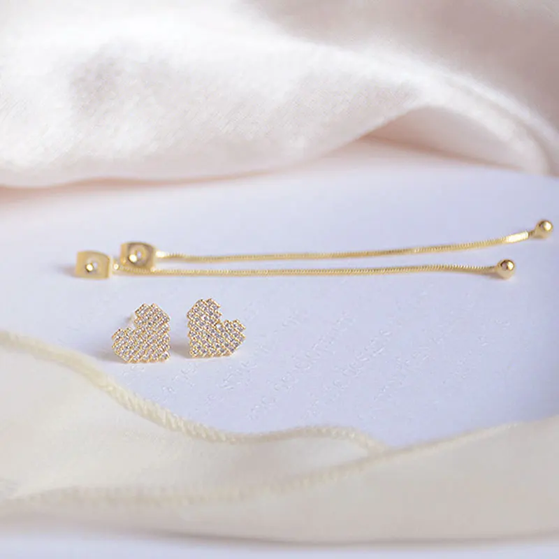 14K Gold-Plated Zircon Heart Drop Earrings - Image 3