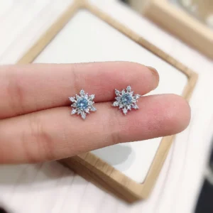 Silver Snowflake Zircon Stud Earrings