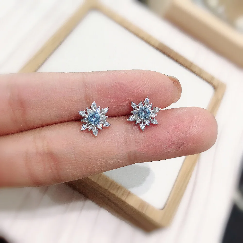 Silver Snowflake Zircon Stud Earrings