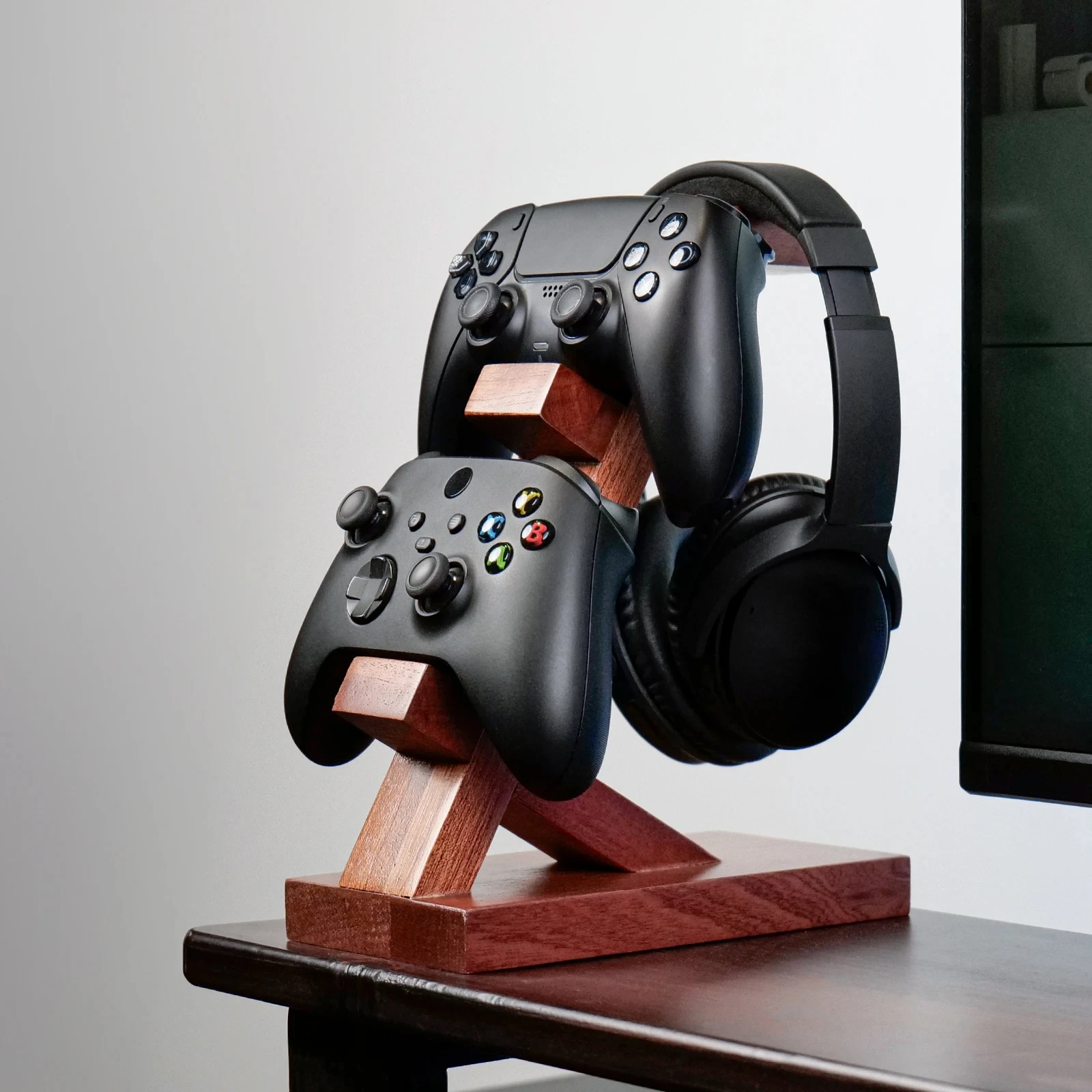Wooden Headphone and Gaming Headset Stand - Image 4