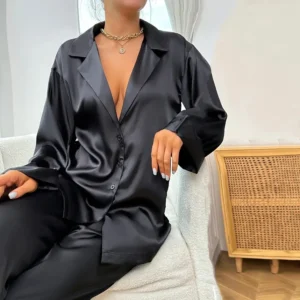 Women’s Satin Long-Sleeve Pyjama Set